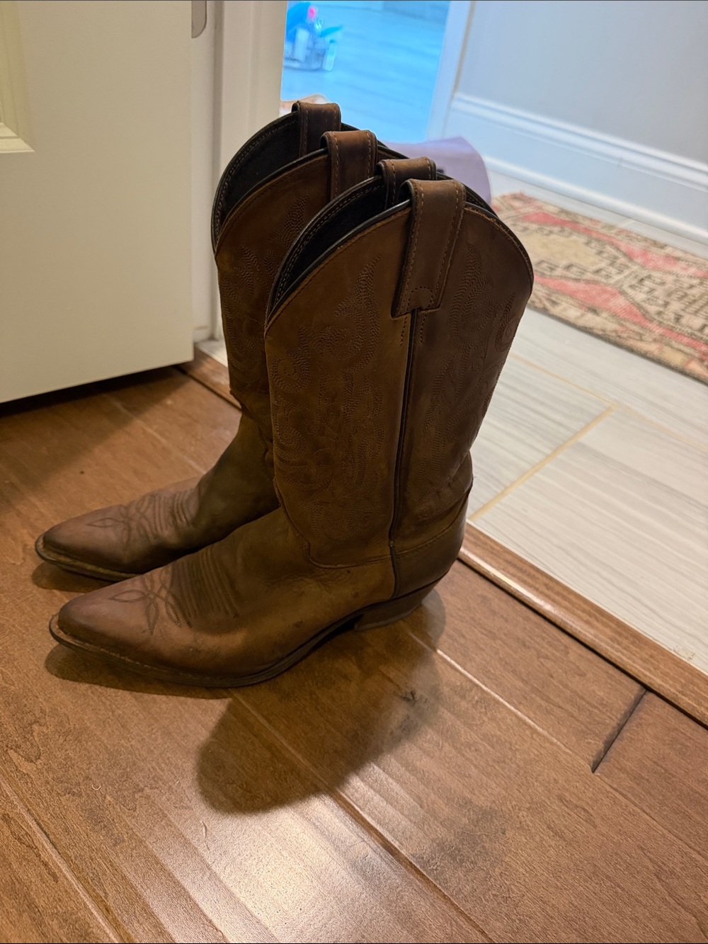 Classic Brown Leather Western Heeled Boots - Women's